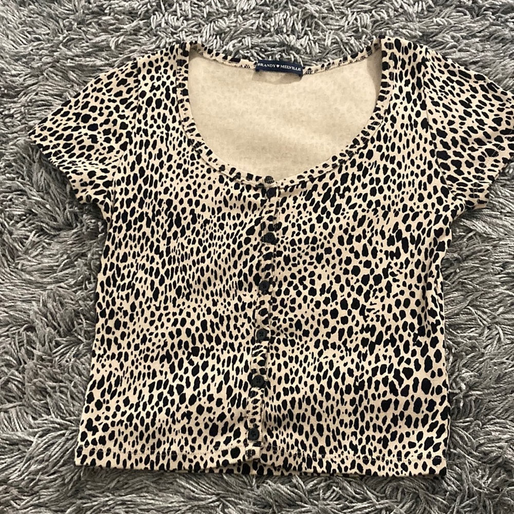 Brandy Melville T shirt